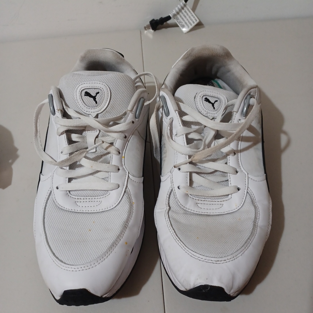 Puma Mens 14 White And Black Used Sneaker has Blemish On Front Of Shoe Pictured